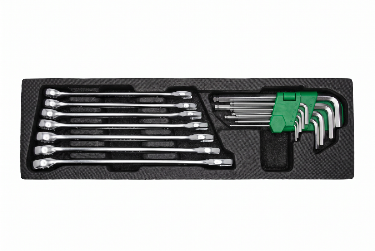 62 Piece Tool Box Set – 1/2" Socket Set, Spanners, Screwdrivers, Pliers & Hand Tools