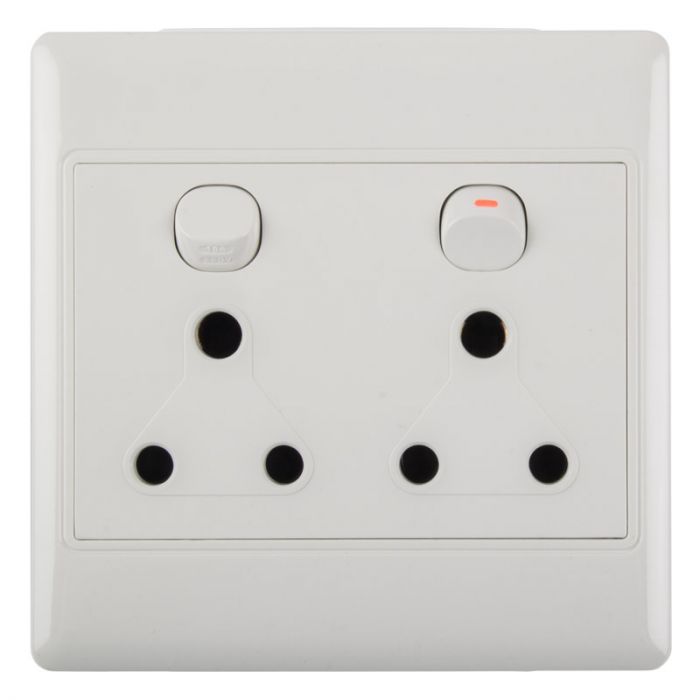 Nexus - Socket Switch Dbl 4X4