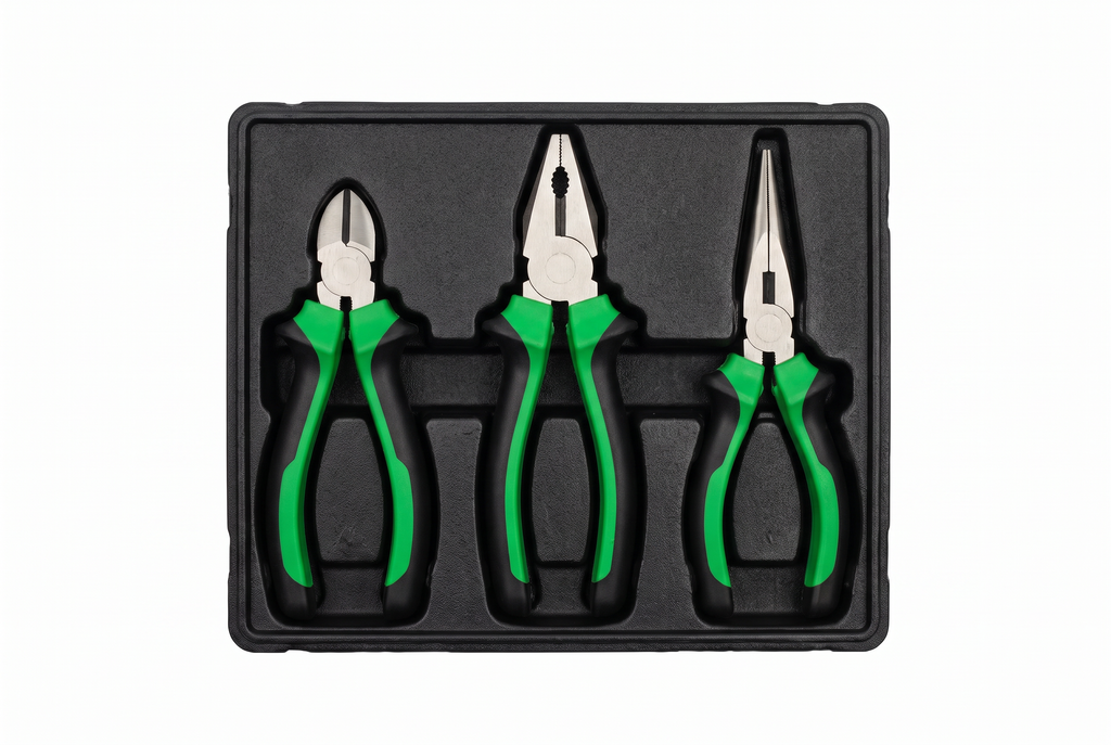62 Piece Tool Box Set – 1/2" Socket Set, Spanners, Screwdrivers, Pliers & Hand Tools